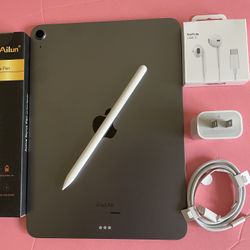 Apple IPad Air 5th Generation (10.9” Liquid Retina/ M1 chip / 2022 Model) 64GB with pen, keyboard case & Accessories (256gb $499) 