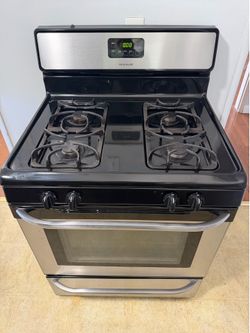 Natural gas stove