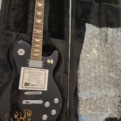 Autographed Keith Urban Guitar 