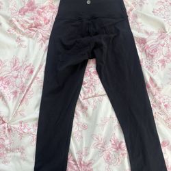 Lululemon black leggings