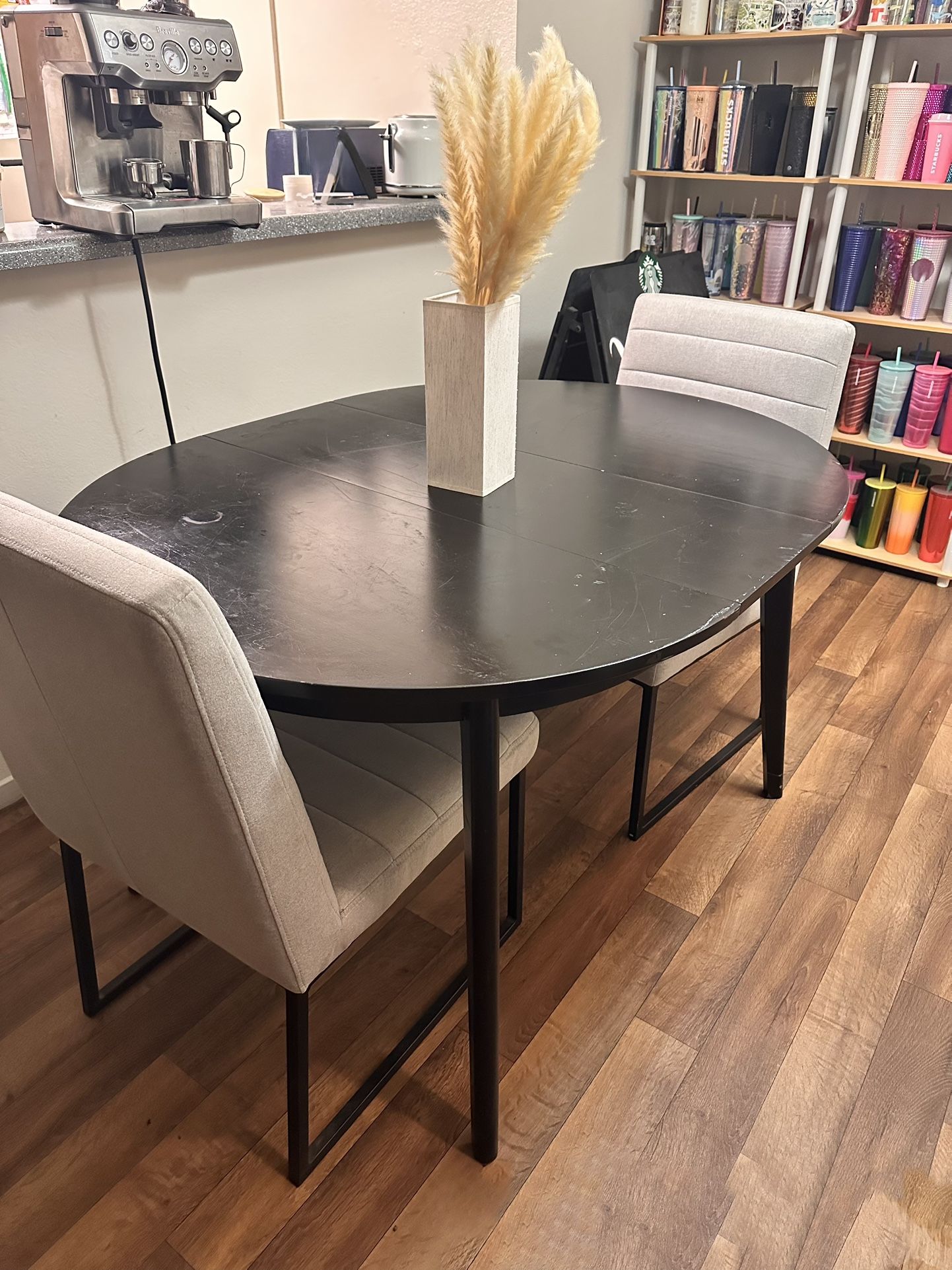 Dining Table & Chairs