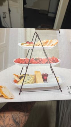 3 tier oval server with metal stand