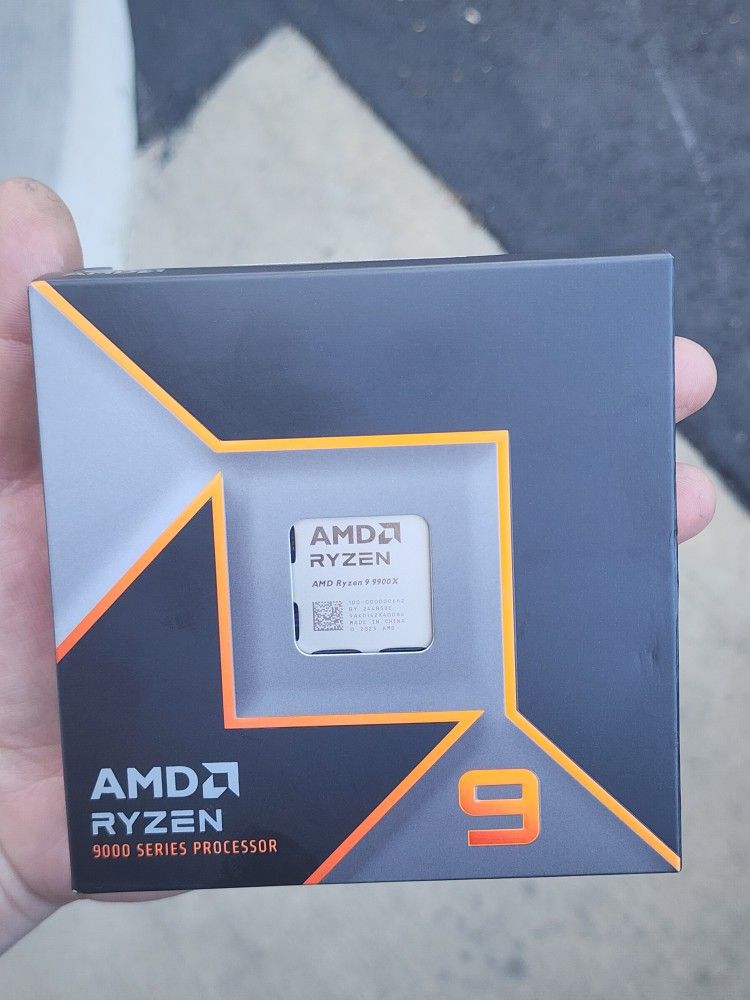 AMD Ryzen 9 - 9900x / BRAND NEW SEALED