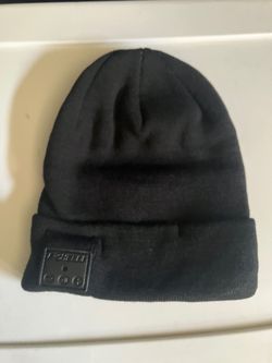 Foxelli Bluetooth Beanie Hat