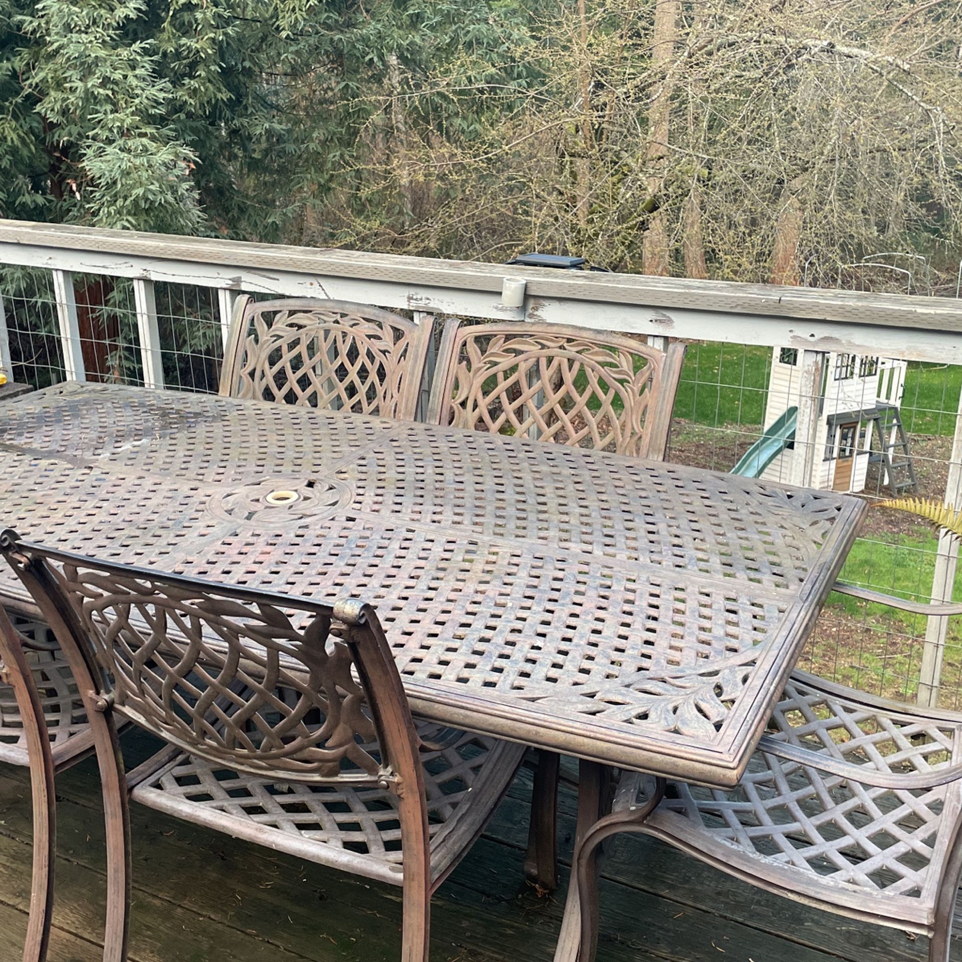 7 Piece Rot Iron Outdoor Table And Chairs for Sale in Gig Harbor, WA