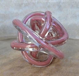 Pink Glass Endless Knot Home Decoration Set Of 2