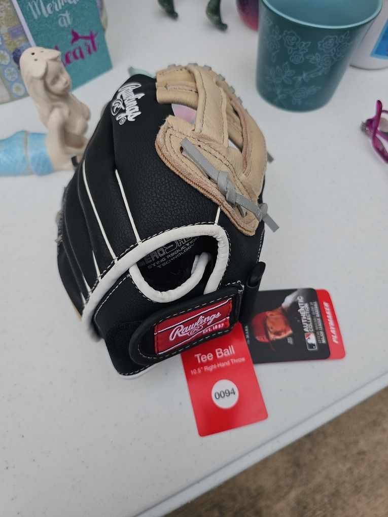 Rawlings T-BALL glove