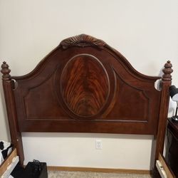 Queen Size Bed With Night Stands 