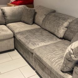  🇺🇸🇺🇸MEMORIAL DAY SALE NOW! Furniture Distribution Center-ST PETE!    HUGE PRE TAX SALE SAME DAY DELIVERY!⛷️  WHOLE HOME UNDER $2500!!!  RECLINING