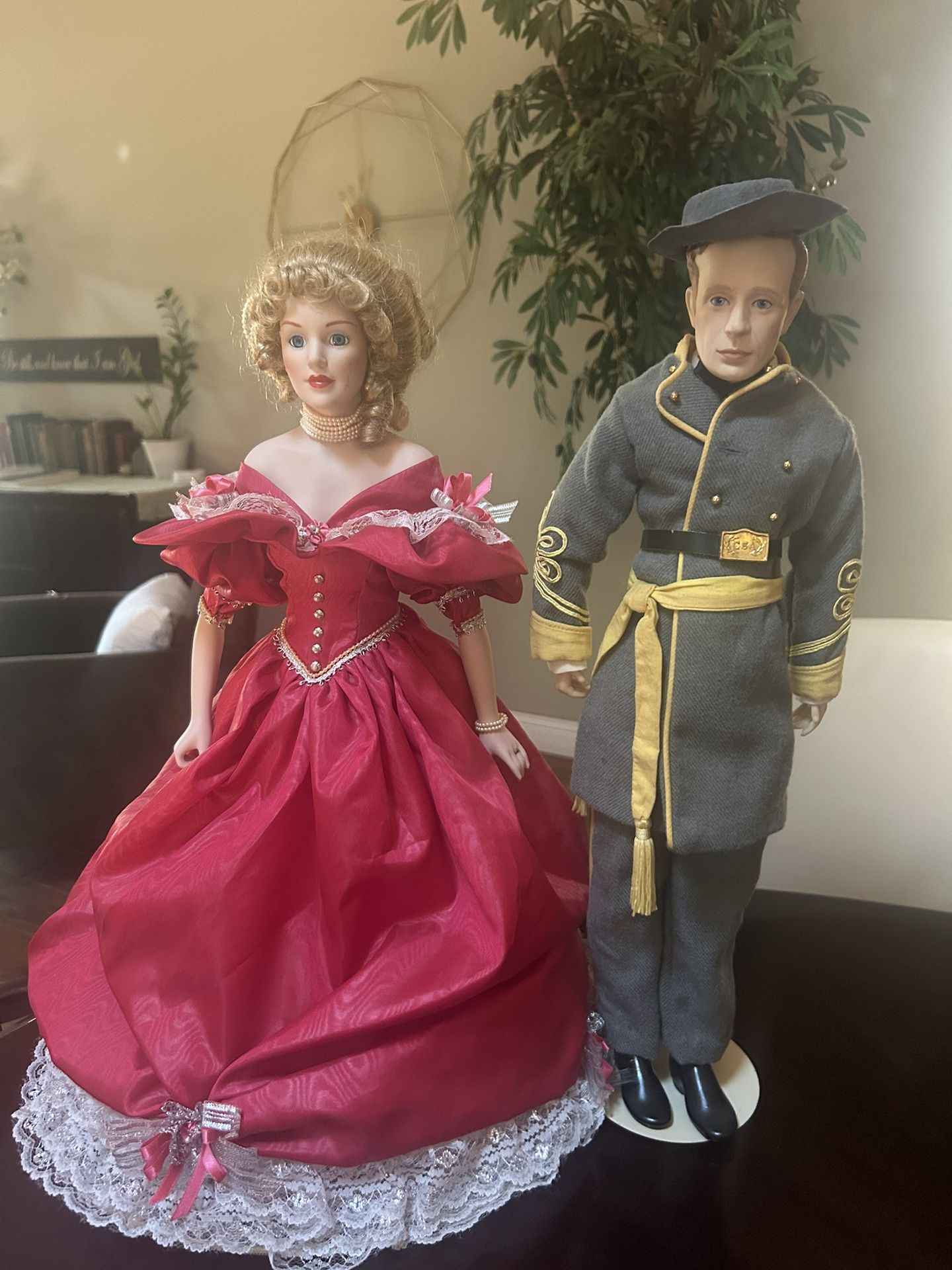 Vintage Danberry Mint Porcelain Dolls Set-Scarlet and Rhett -64th St & Bell