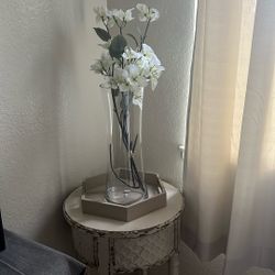 Flower Decor With Glass Vase🤍