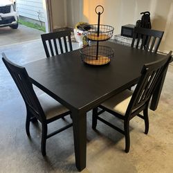 Black Table And Chairs