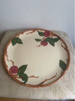 Vintage Franciscan Apple 14" Round Platter / Chop Plate