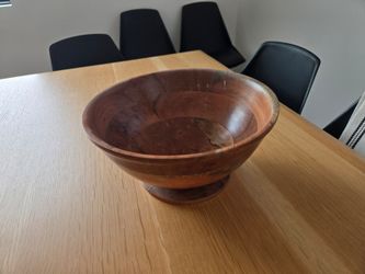 Large Acacia Wood Salad Bowl – Pedestal Style