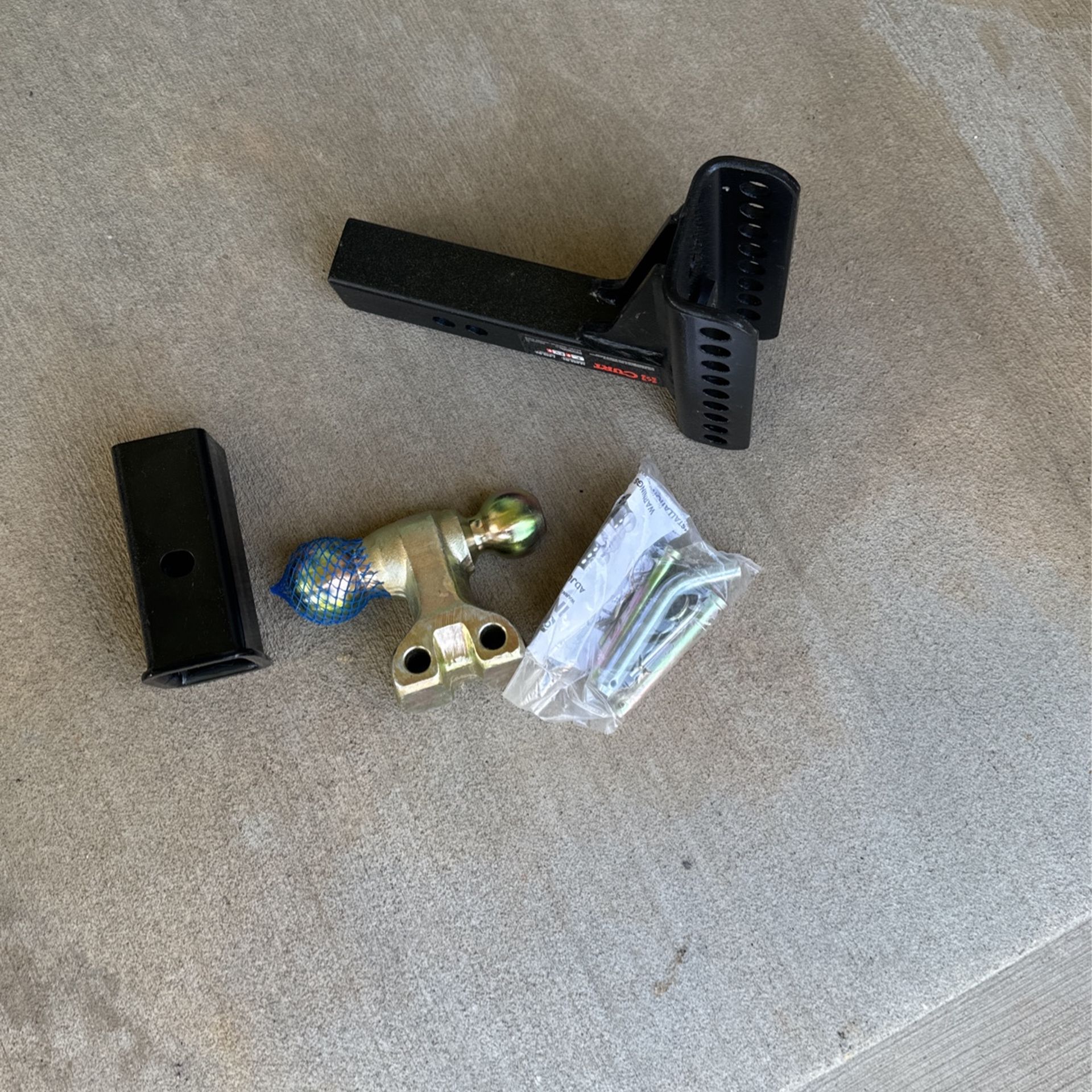 Adjustable Height Ball Hitch