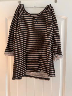 Forever 21 black and tan striped long sleeve top Size S