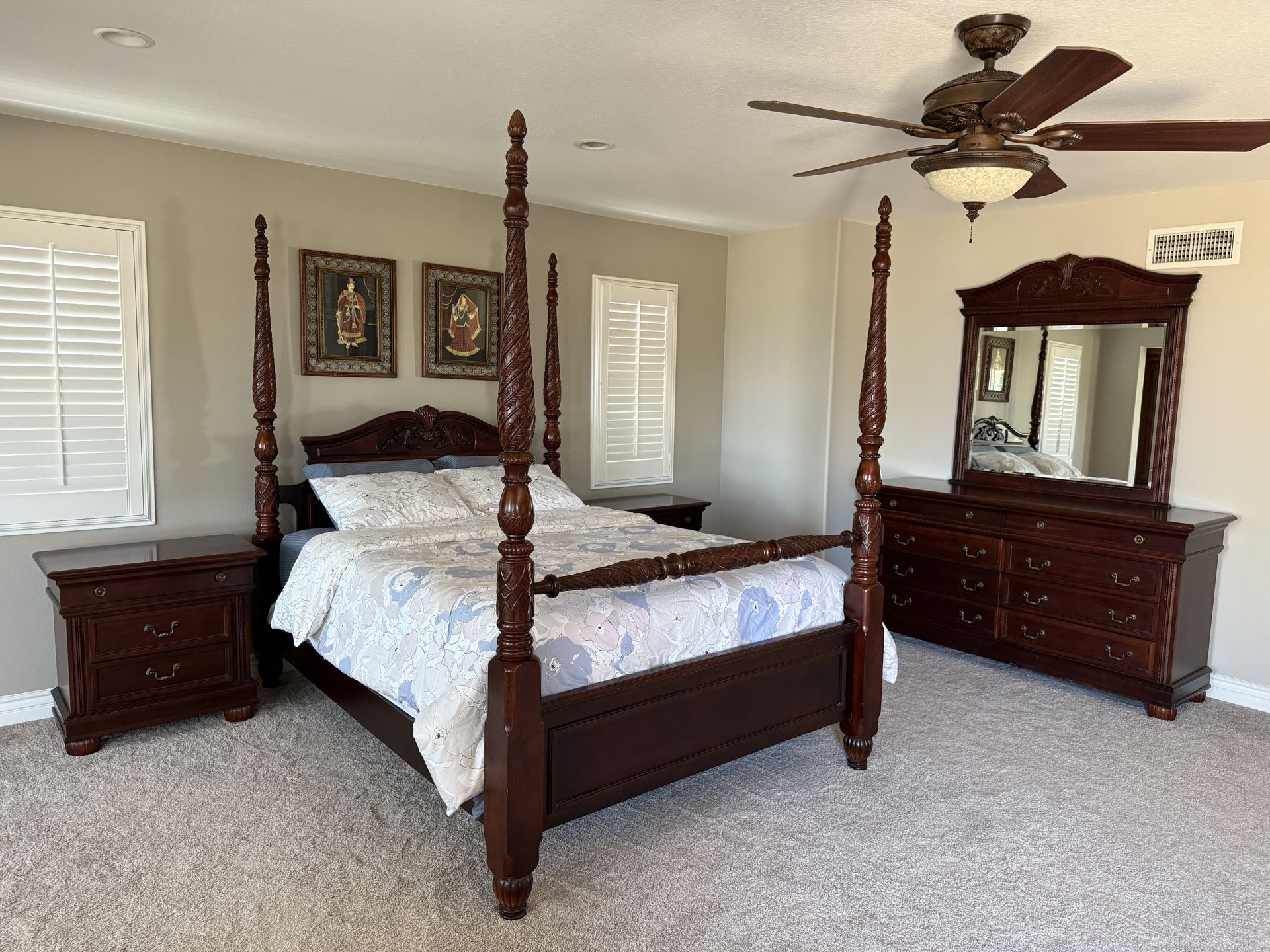 Solid Wood 5-pc Queen Bedroom Set