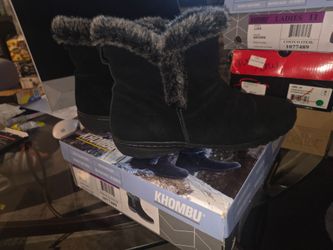Women boots and shoes, size 10 and 11
