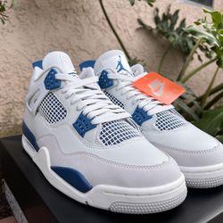 Jordan 4 Military Blue