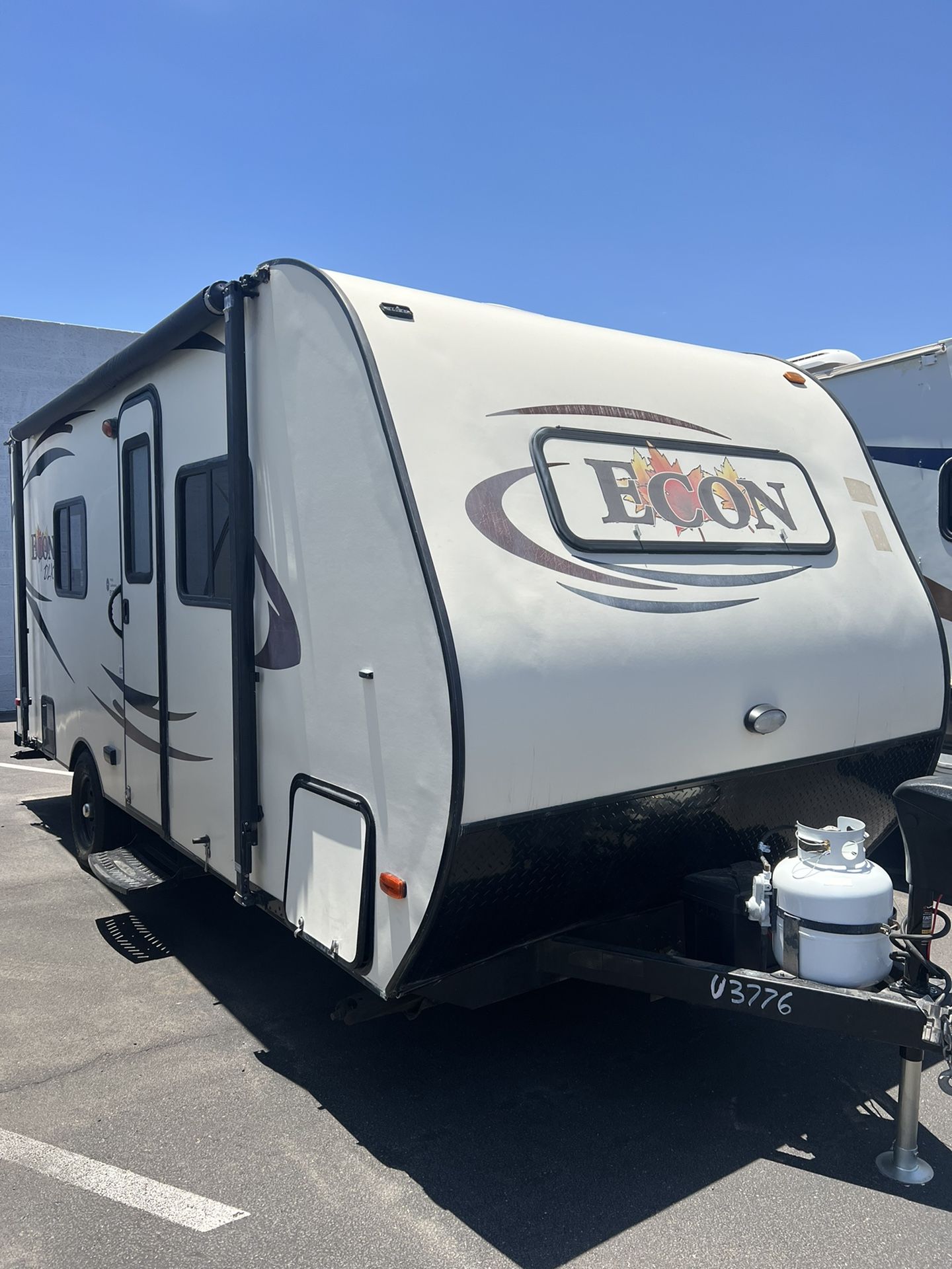 2015 Pacific Coachworks Econ DLX E16RB