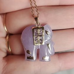 14k Gold Lavendar Jade Elephant Pendant With A Gold Filled Chain.