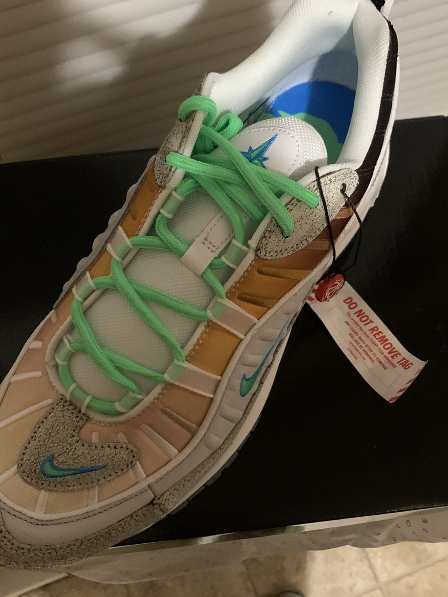 NYC La Mezcla Airmaxes