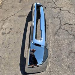 Dodge Ram 2500 / 3500 / 4500 / 5500 Front Bumper OEM 2010 2011 2012 2013 2014 2015 2016 2017 2018