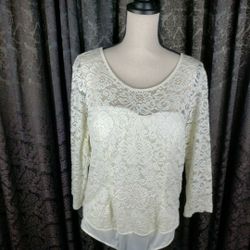 BEBE Ivory Lace Thong Bodysuit Yellow Gold Zipper
Womens XL