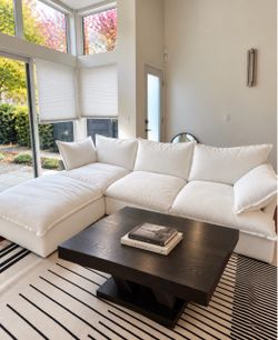 Pottery Barn Coffeetable