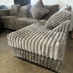 🛋️🔥 MOCHA PLUSH SECTIONAL — IN STOCK 🔥$0 Down, Flexible Payments 