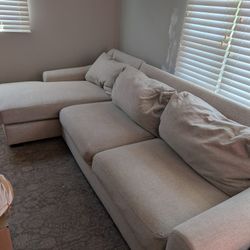 SOFA - Raymour And Flannigan