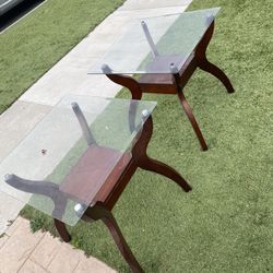 2 End Tables 