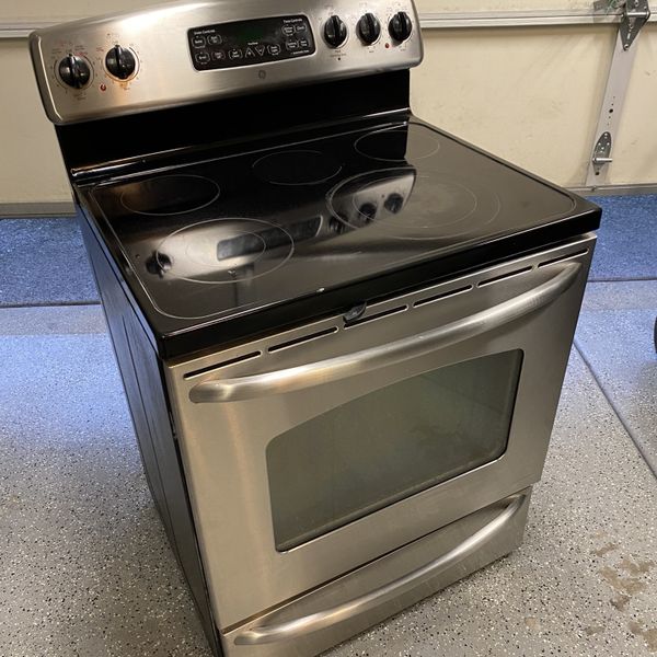JBP72SM2SS GE Glass Top 5 Burner Electric Oven for Sale in Lake Stevens, WA OfferUp