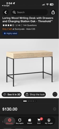 Desk / Escritorio