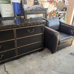 Furniture bedroom sets twin, and queen