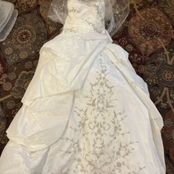 Floor Model Wedding Dress