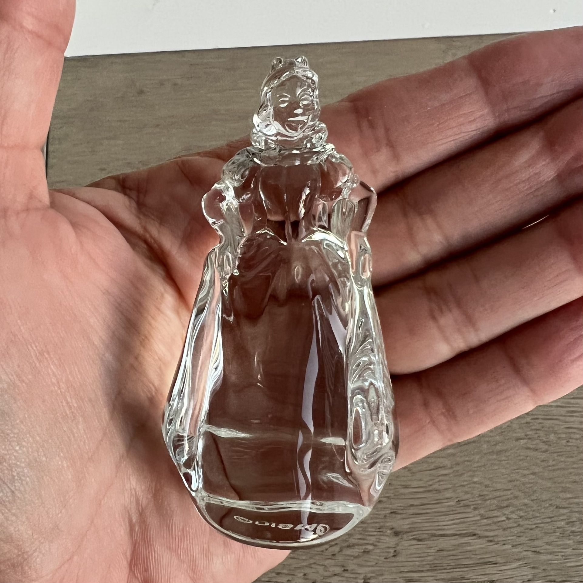 ARRIBAS BROTHERS DISNEY SNOW WHITE CLEAR GLASS SMALL FIGURE FIGURINE