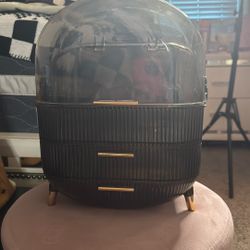 Makeup Stand