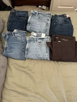 Women Jeans/Pants
