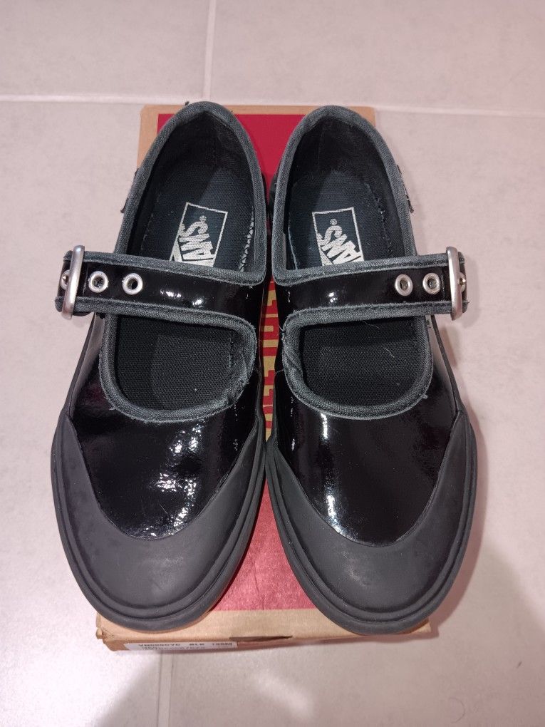 Vans SIZE 13C (mary jane style)