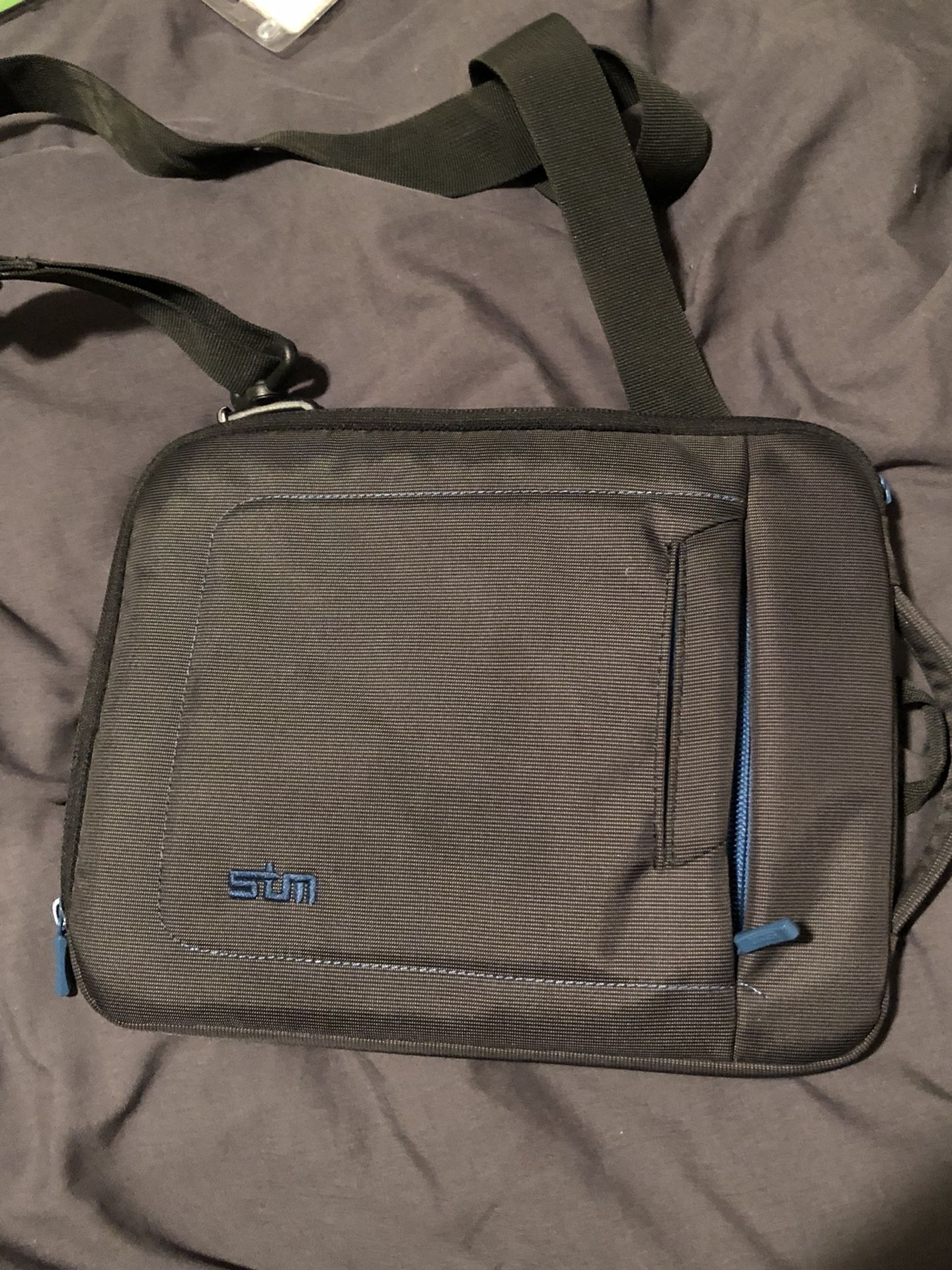 Small laptop or iPad case