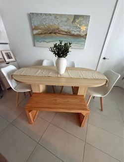 Modern Oval Dining Table – Light Wood Finish