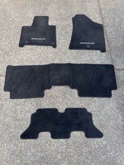 Brand new 2026 Hyundai Santa Fe Hybrid Floor mats