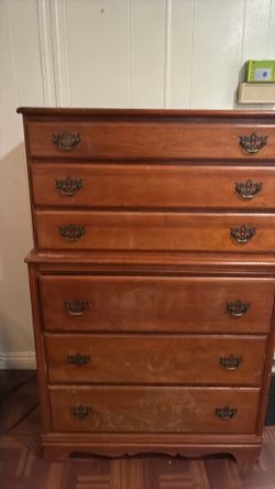 Wood dresser