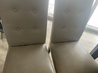 set of 4 dining chairs