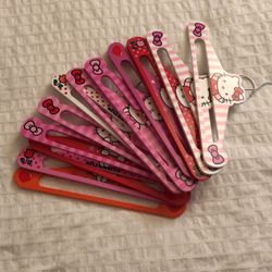 clothes hangers for girl