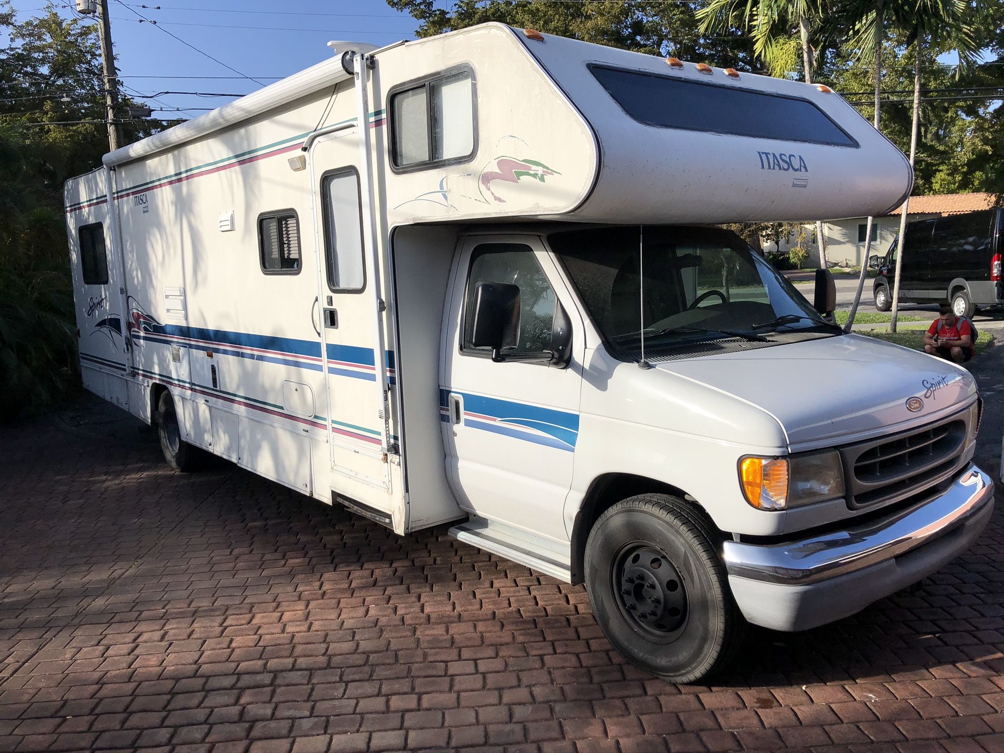 Ford Rv Camper 1998 for Sale in Miami, FL - OfferUp