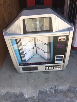 Rowe jukebox for parts bill accepter does not work not sure if anything else is missing