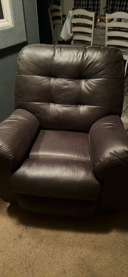 Recliner Chair 
