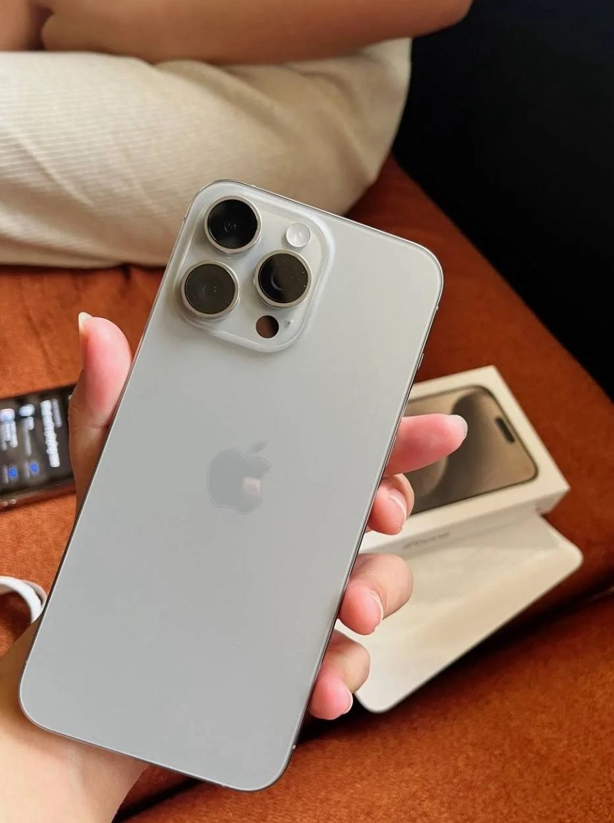iPhone 15 Pro Max 